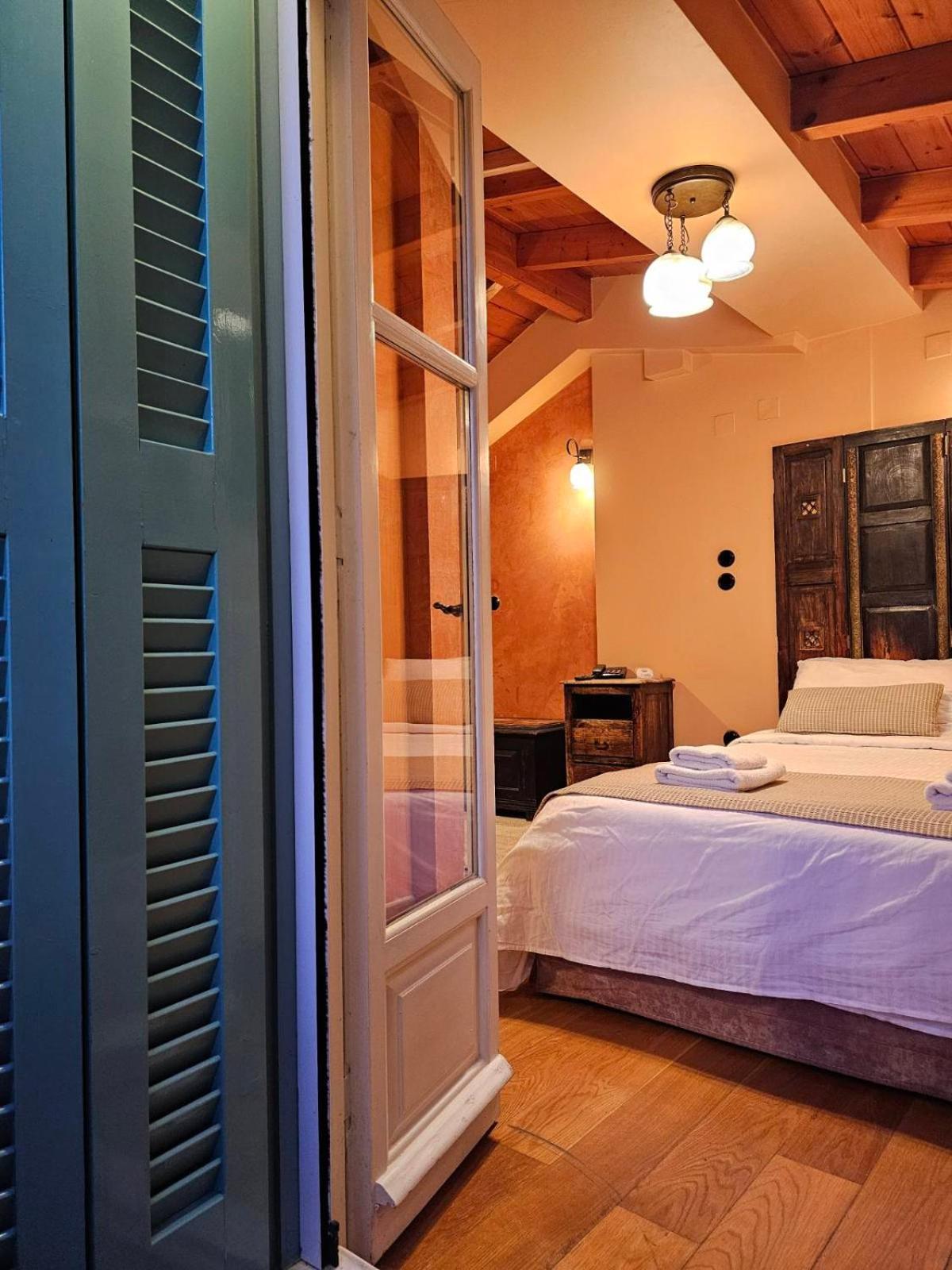 נאפפליו Kallisti Luxury Rooms מראה חיצוני תמונה